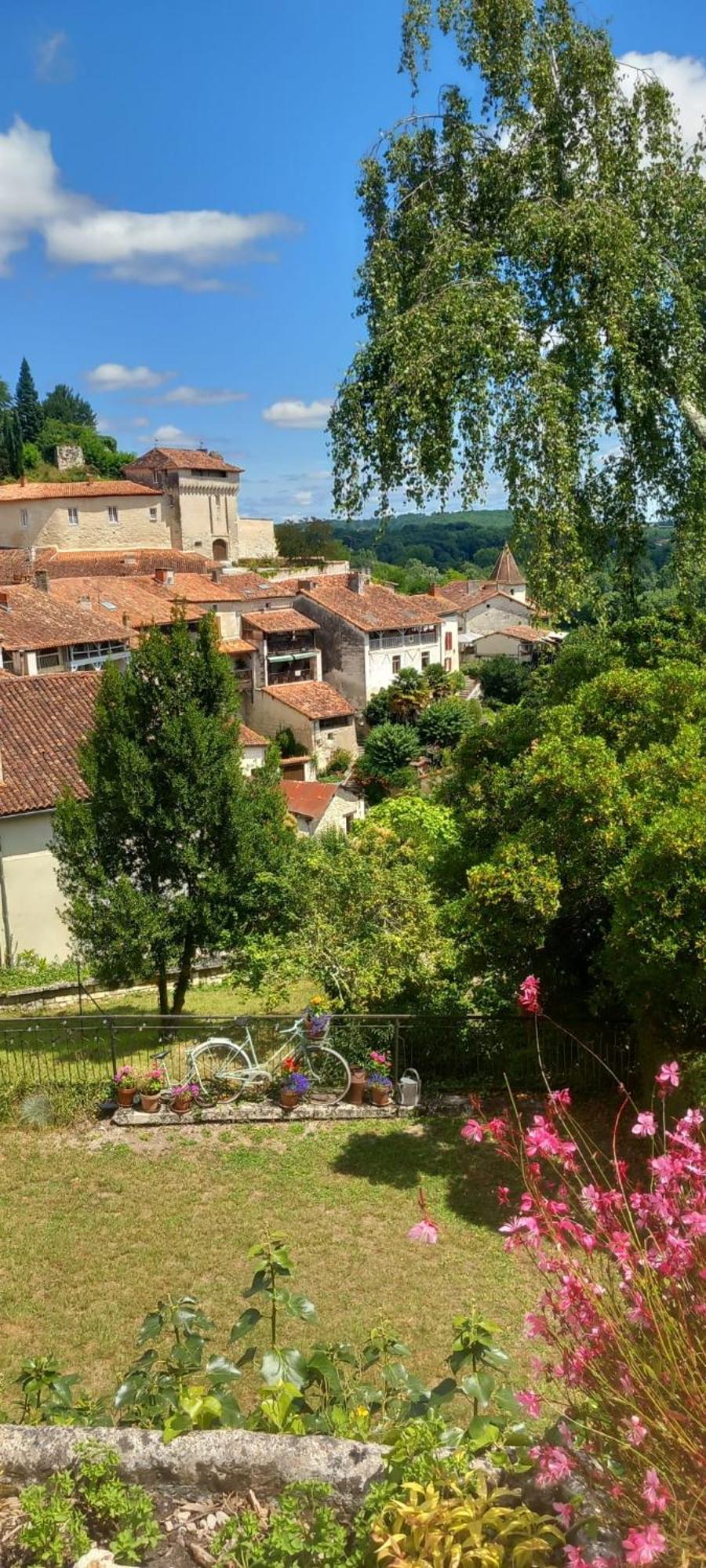 La Maison Du Tourniquet Aubeterre-sur-Dronne Exterior foto