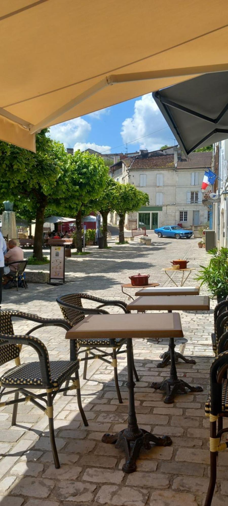 La Maison Du Tourniquet Aubeterre-sur-Dronne Exterior foto